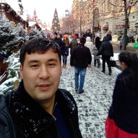 Илхом Хакимов