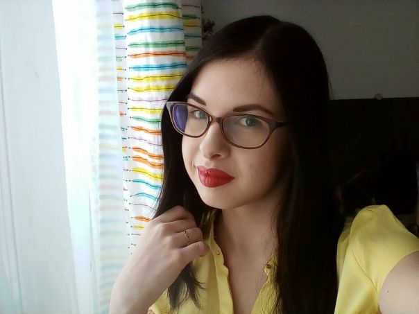 Фото: Всем привет! <br>Ищу молодую платежеспособную девушку для совместного съёма уютной 2-комнатной квартиры в Тушино (м. Планерная, Сходненская).<br>О себе: 22 года, чистоплотная, общительная, работаю логопедом, учусь в магистратуре, не пью, не курю, дома бываю не так часто :)<br>Пишите в ЛС, буду рада)<br> Швайковская