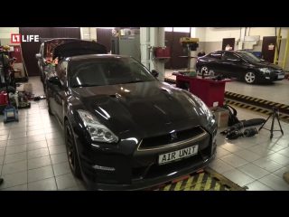 Nissan GTR за 5 млн превращают в шоу-кар