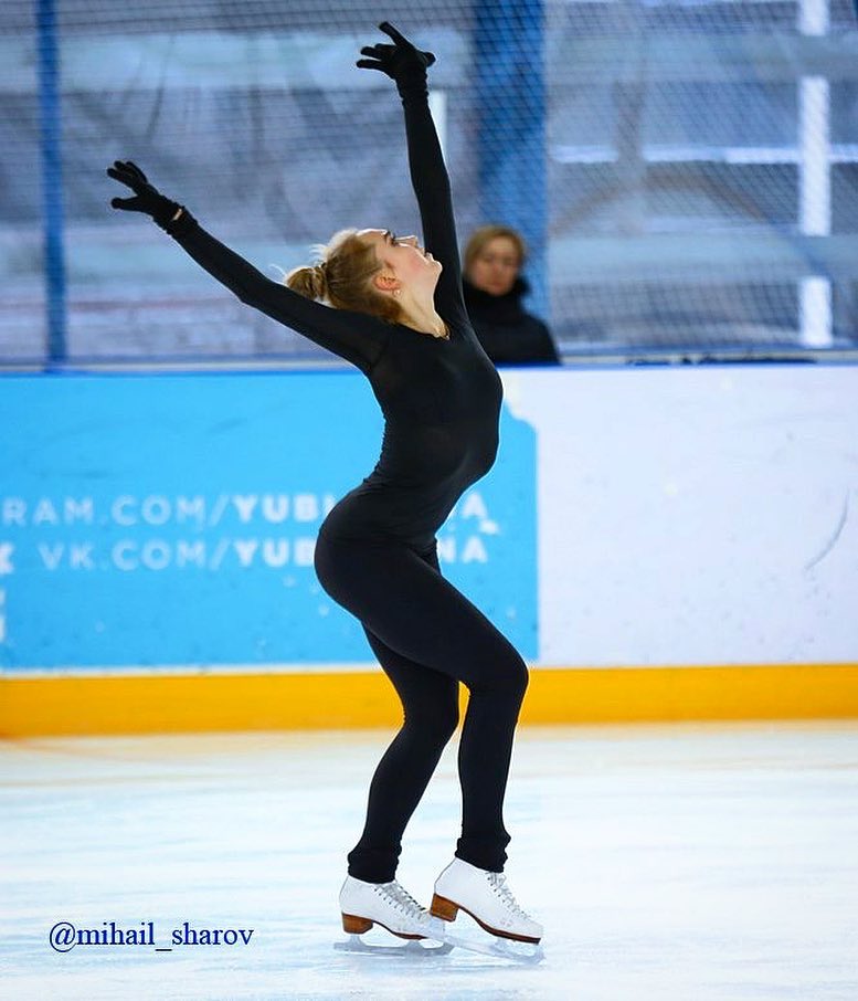 Елена Радионова - 3 - Страница 47 QAwMc0C5u08