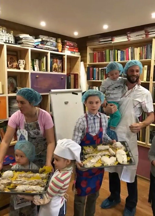 Воскресная школа «Островок» открыла двери для маленьких прихожан Патриаршего подворья