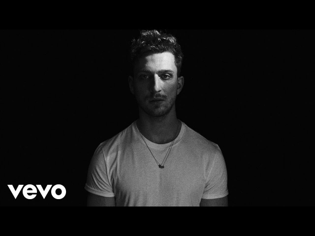 Two Feet - I Feel Like Im Drowning