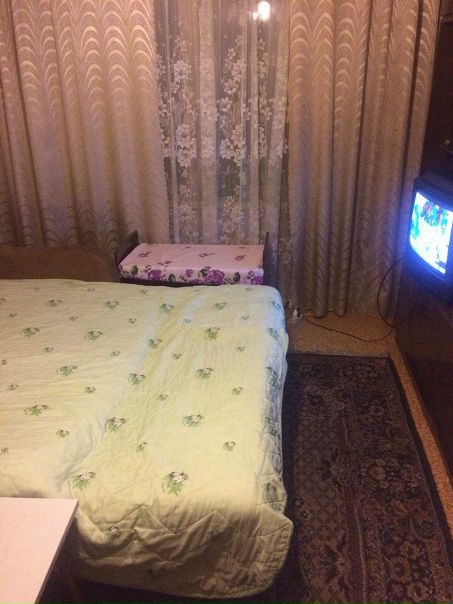Фото: Ищу девушку для совместной аренды комнаты/подселение ко мне, 7000 руб. включая ком. услуги.<br>Район метро Улица академика Янгеля, до метро 10 минут. Рядом магазины, остановки.<br>Вопросы в л.с<br> Литвинов