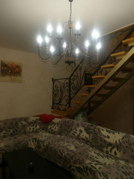 Сдам 2х этажный коттедж на Новый Год компании от 3х до 6 (!) человек!По Каширке, Новорязанке, Симферопольке примерно 45-50 км. Большая гостиная студия, 2 спальни на 2м этаже. Тёплый пол, горячая вода, туалет.. Всё есть включая мангал! Стоимость с 31го по 3е января за 3 (!!) ночи с компании 50 тысяч + 50 (залог - отдаётся после съезда)!<br>8 926 684 90 50 <br>Фото по запросу !! <br>Звоните ! - фото Фото: Сдам 2х этажный коттедж на Новый Год компании от 3х до 6 (!) человек!По Каширке, Новорязанке, Симферопольке примерно 45-50 км. Большая гостиная студия, 2 спальни на 2м этаже. Тёплый пол, горячая вода, туалет.. Всё есть включая мангал! Стоимость с 31го по 3е января за 3 (!!) ночи с компании 50 тысяч + 50 (залог - отдаётся после съезда)!<br>8 926 684 90 50 <br>Фото по запросу !! <br>Звоните !
