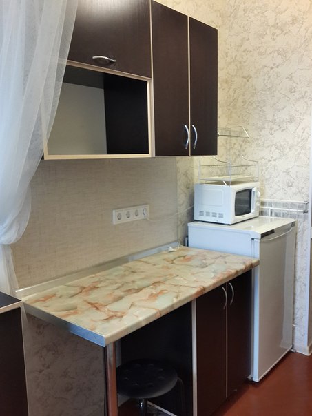 От собственника, сдается комната в 6-ти комнатной квартире, для одного человека без вредных привычек. <br> <br>Улица Шпалерная 44б, 7 минут пешком от метро Чернышевская, 13.5 метров + эркерный балкон, в комнате дизайнерская мебель, диван, холодильник, мини кухня, микроволновка. Есть своя стиральная машина. <br> <br>Стоимость 13000 (ку включены) + залог 13000, который возвращается при съезде. <br> <br>По всем вопросам звоните или пишите она собственник: 89046143363 - фото Фото: От собственника, сдается комната в 6-ти комнатной квартире, для одного человека без вредных привычек. <br> <br>Улица Шпалерная 44б, 7 минут пешком от метро Чернышевская, 13.5 метров + эркерный балкон, в комнате дизайнерская мебель, диван, холодильник, мини кухня, микроволновка. Есть своя стиральная машина. <br> <br>Стоимость 13000 (ку включены) + залог 13000, который возвращается при съезде. <br> <br>По всем вопросам звоните или пишите она собственник: 89046143363