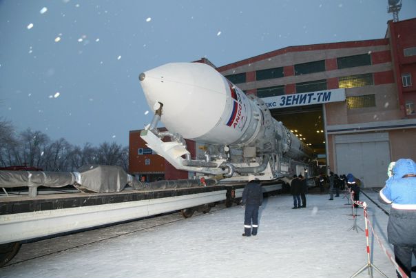 26 декабря в 22:00 мск должен состояться запуск ракеты «Зенит-2SБ» с ангольским спутником AngoSat-1. Трансляцию вы сможете увидеть на нашем сайте. 