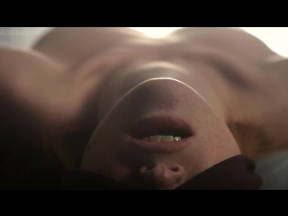 Флер Жеффрие (Fleur Geffrier), Элина Ловенсон (Elina Lowensohn) голые в фильме