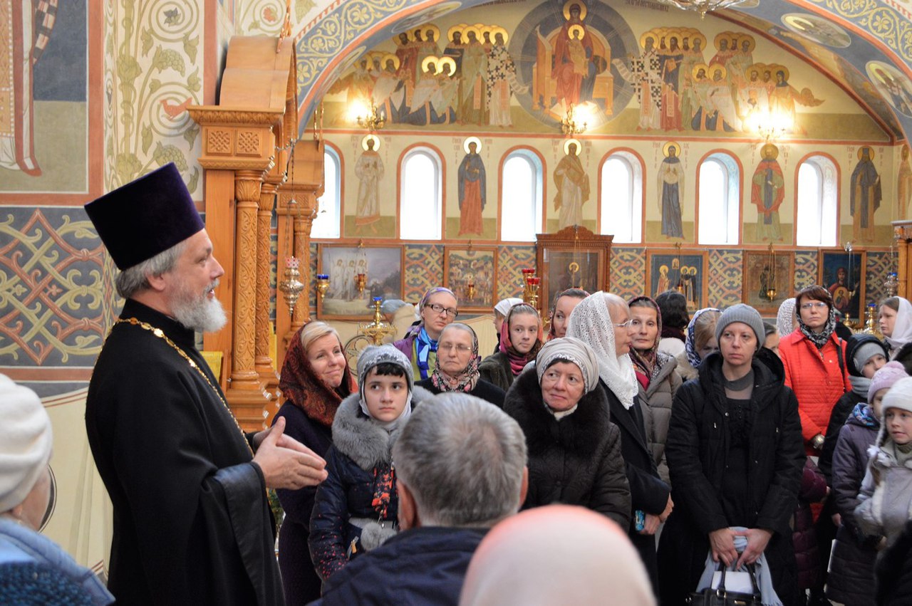 В храме Новомучеников и Исповедников Российских на Бутовском полигоне наградили лучших директоров, педагогов и учащихся воскресных школ столицы