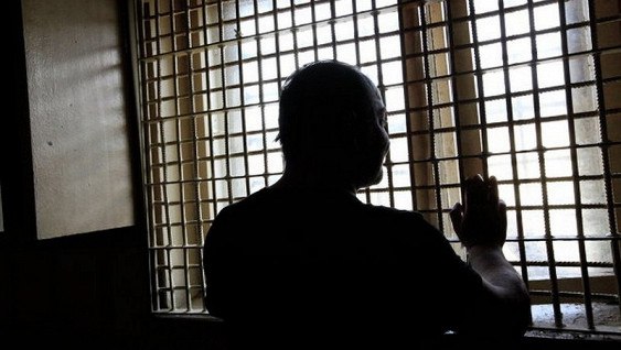 В Зеленчукском районе задержали двух разыскиваемых преступников