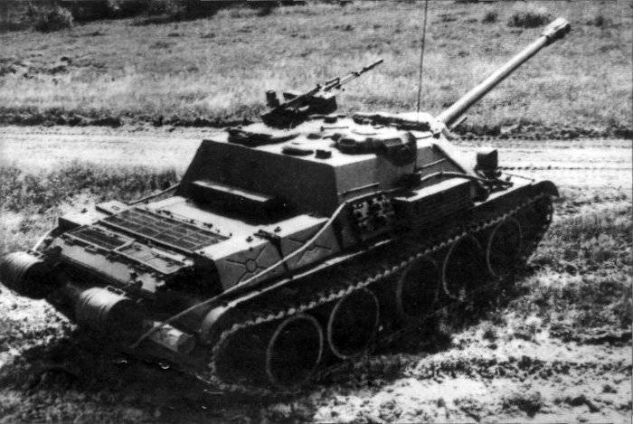Машина tank 600