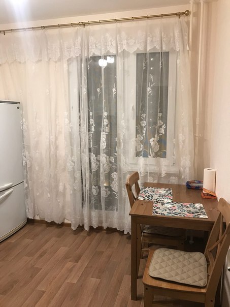 СПБ! Сдам свою однокомнатную квартиру 35м2 на длительный срок, Приморский район ЖК Шуваловский, новая, 11 этаж, полностью оборудована для жизни: Кухня, холодильник, плита, стиральная машина, спальня, прихожая, пылесос, чайник, микроволновка. Есть лоджия. Метро Комендантский проспект и Пионерская (10 минут транспортом), выезд на КАД. Для аккуратного жильца (либо пары), без животных, (в квартире курить нельзя), только русским 23000+КУ <br>Договор, залог (последний месяц) - фото Фото: СПБ! Сдам свою однокомнатную квартиру 35м2 на длительный срок, Приморский район ЖК Шуваловский, новая, 11 этаж, полностью оборудована для жизни: Кухня, холодильник, плита, стиральная машина, спальня, прихожая, пылесос, чайник, микроволновка. Есть лоджия. Метро Комендантский проспект и Пионерская (10 минут транспортом), выезд на КАД. Для аккуратного жильца (либо пары), без животных, (в квартире курить нельзя), только русским 23000+КУ <br>Договор, залог (последний месяц)