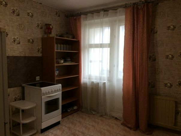 Сдается в аренду однокомнатная квартира 41 м.кв. 5 мин от м.Удельная Новоколомяжский пр-т. <br>После косметического ремонта, новая сантехника, кухня с балконом (застеклен), хороший район, развитая инфраструктура. На длительный срок. Граждане РФ, Беларусь. Семейная пара,можно с детьми, рассмотрим вариант проживания с животными.Фото полностью соответствует. Возможна покупка некоторой мебели. 20 000р+КУ+залог. 8-931-336-40-46 Звонить до с 9:00 до 19:00 Татьяна - фото Фото: Сдается в аренду однокомнатная квартира 41 м.кв. 5 мин от м.Удельная Новоколомяжский пр-т. <br>После косметического ремонта, новая сантехника, кухня с балконом (застеклен), хороший район, развитая инфраструктура. На длительный срок. Граждане РФ, Беларусь. Семейная пара,можно с детьми, рассмотрим вариант проживания с животными.Фото полностью соответствует. Возможна покупка некоторой мебели. 20 000р+КУ+залог. 8-931-336-40-46 Звонить до с 9:00 до 19:00 Татьяна