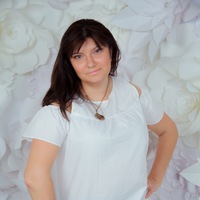 Елена Антропова