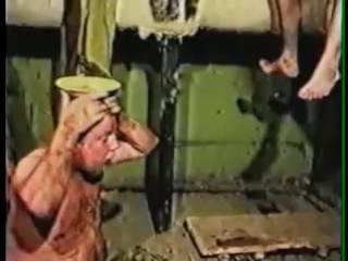 Зеленый Слоник Копрофилия в тюрме ! Фу нах!