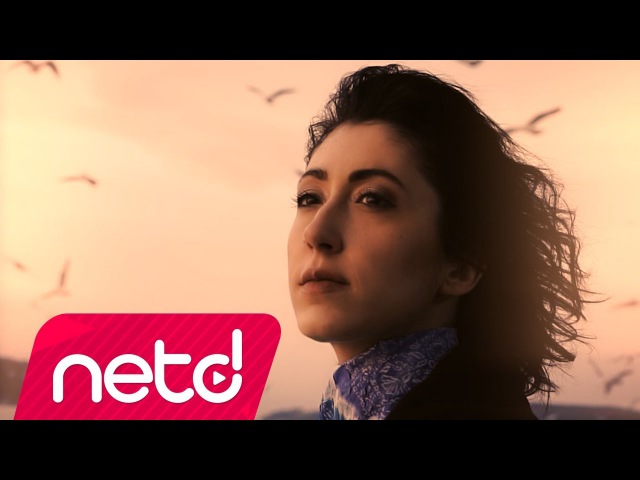 Özge Zarin - Elleri Yetiyordu