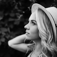 Лиза Азаренкова