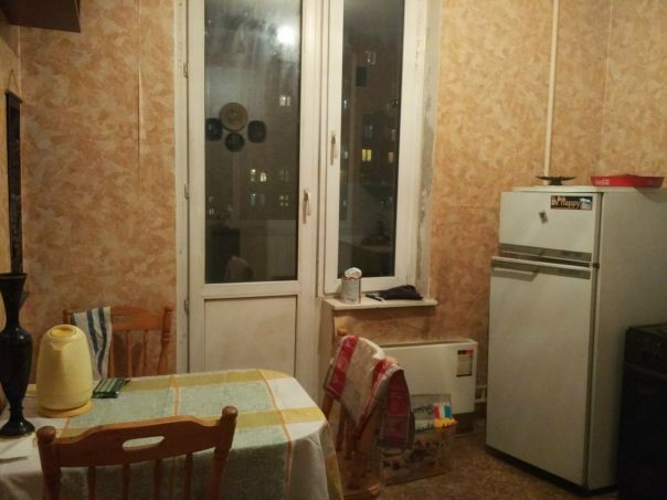 Сдам! Однокомнатную квартиру в районе Некрасовка гражданам РФ, квартира простая, с техникой, проведен интернет Билайн. <br>До метро Выхино 20-25 мин., до ж/д. станции Люберцы 5 мин. транспортом! <br>Можно с животными. <br>Расположение ул. Некрасовская, дом 7, этаж 12, 38 кв.м. <br>Экономичный вариант 17000 тыс. с ЖКХ, отдельно вода по счётчикам. Я - собственница, пишите в личку. Отвечу на все вопросы.<br> Усанова - фото Фото: Сдам! Однокомнатную квартиру в районе Некрасовка гражданам РФ, квартира простая, с техникой, проведен интернет Билайн. <br>До метро Выхино 20-25 мин., до ж/д. станции Люберцы 5 мин. транспортом! <br>Можно с животными. <br>Расположение ул. Некрасовская, дом 7, этаж 12, 38 кв.м. <br>Экономичный вариант 17000 тыс. с ЖКХ, отдельно вода по счётчикам. Я - собственница, пишите в личку. Отвечу на все вопросы.<br> Усанова