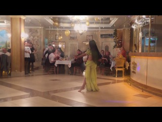 famous bellydancer GIMATDINOVA LILIYA Tabla solo Uzunov