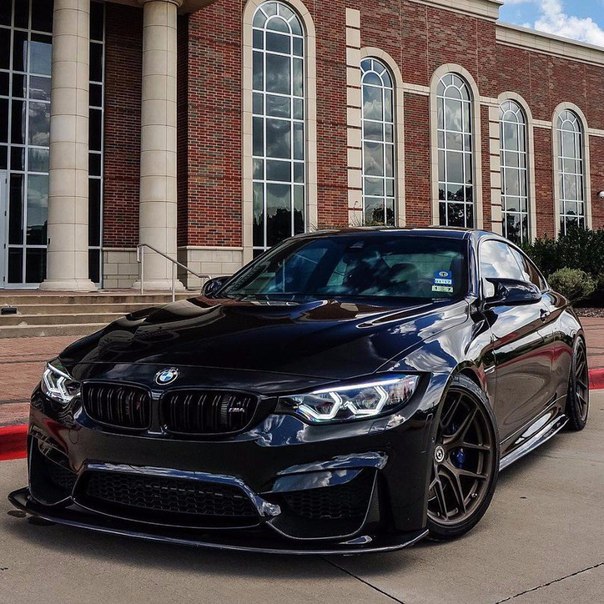 #BMW M4