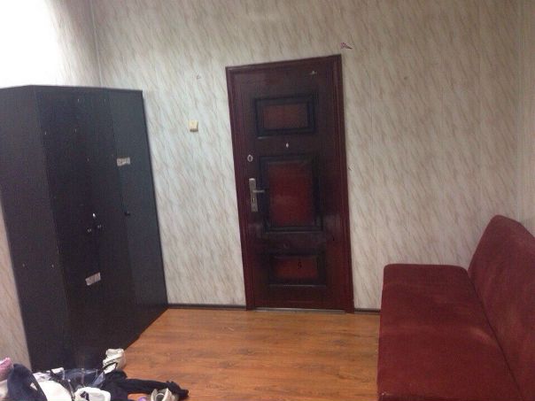 Сдам помещение свободного назначения <br>метро авиамоторная 5 мин пешком<br>электричество отопление вай фай сан узел <br>шкаф и диван со столом могу оставить <br>8999-714-93-59<br>13 000 без комиссий и залогов - фото Фото: Сдам помещение свободного назначения <br>метро авиамоторная 5 мин пешком<br>электричество отопление вай фай сан узел <br>шкаф и диван со столом могу оставить <br>8999-714-93-59<br>13 000 без комиссий и залогов