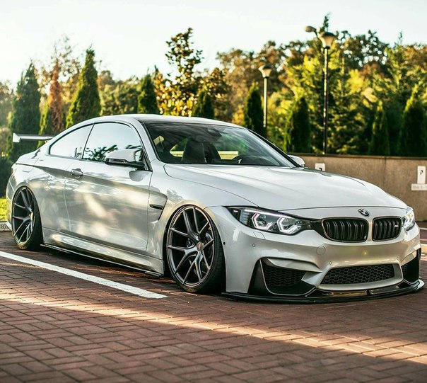 Красотка  #BMW M4 F82