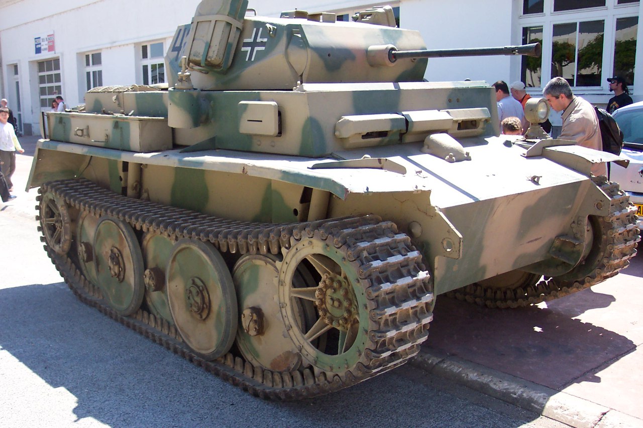 Tank content мерседес