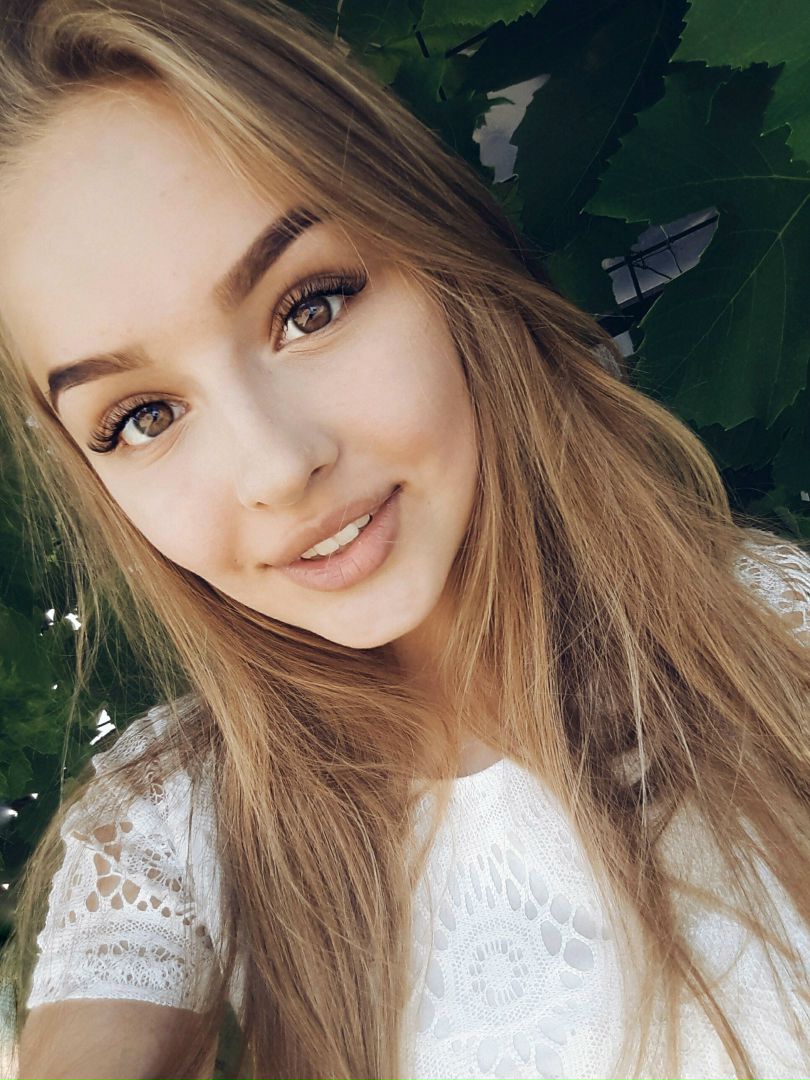 Карина овчаренко донецк
