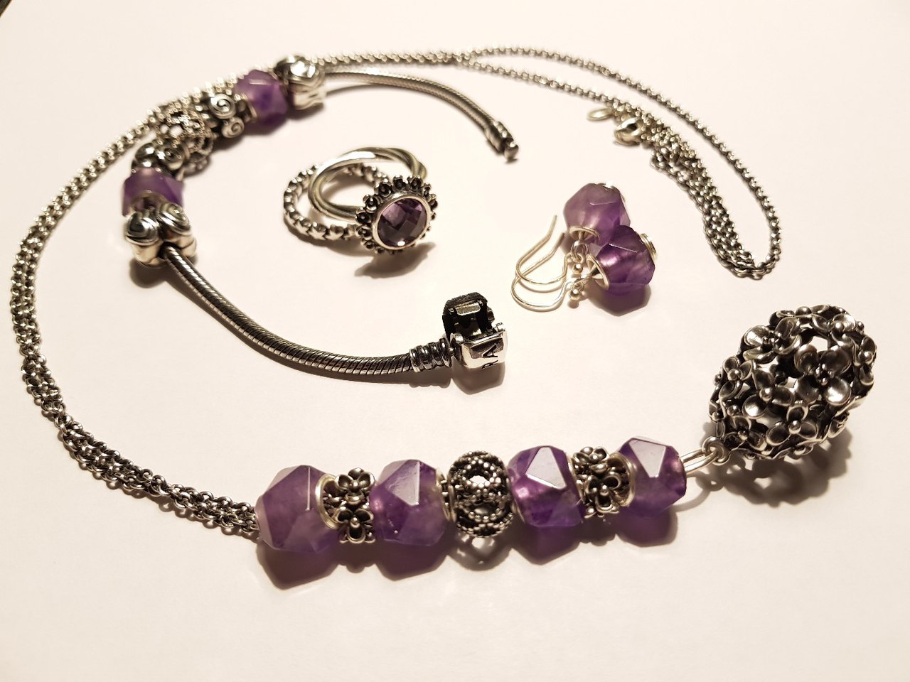 Галерея колье Pandora, Trollbeads и производных с их участием! - Страница 3 FwUXg3S_5Ew