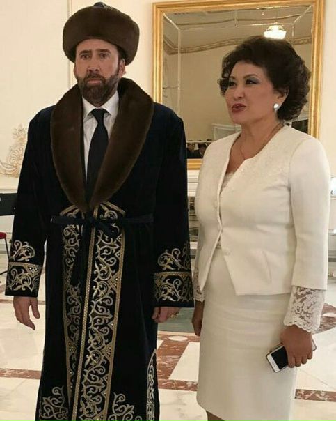 Николас Кейдж приехал в Казахстан, перебрал с кумысом и стал мемом. 