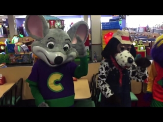 Diviértete a lo grande con Chuck E.
