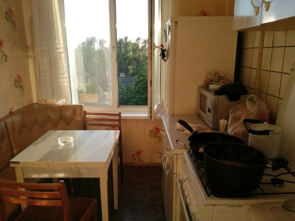 Фото: Сдаётся комната в 2х комнатной квартире. Одной девушке или паре уважающих чужое пространство и чистоплотных. Квартира со всей быт. техникой. От метро Рязанский проспект 10мин на транспорте. Цена вопроса 16000 + к.у. Без депозита и без агентов. Заселение 10-го августа. <br>+79266897775 Сафина или в лс  Хужаев