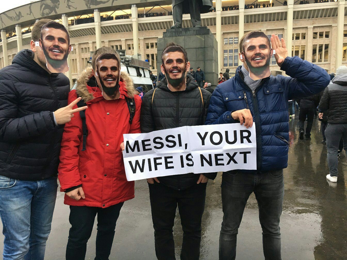 LmY6AbgSLPM.jpg