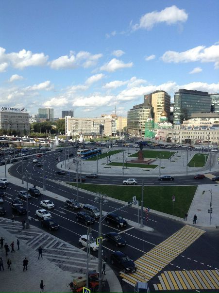 Центр Москвы <br> метро Белорусская . <br> Сдается койко-место в 3-х комнатной квартире <br> 2 санузла,душевые кабин <br> wi-fi free <br> стиральная машина (бесплатная стирка) <br> холодильник.вся необходимая посуда и утварь,постельное белье.. <br> Метро расположено через дорогу. <br> Удобная транспортная развязка. <br> Дружные соседи <br>Мы рады видеть в своих рядах: Девушек и парней от 18 лет <br> Первый месяц АКЦИЯ 8000р <br> 2 недели 5500р <br> 1 неделя 3000р <br> Пишите в л/с - , Звоните по телефону : 8-977-508-32-54 Вступайте в группу <br>#москва #мск #аренда #койкоместо #центр #творчество #музыка #кино #картины #сдать #снять #комната #подселение - фото Фото: Центр Москвы <br> метро Белорусская . <br> Сдается койко-место в 3-х комнатной квартире <br> 2 санузла,душевые кабин <br> wi-fi free <br> стиральная машина (бесплатная стирка) <br> холодильник.вся необходимая посуда и утварь,постельное белье.. <br> Метро расположено через дорогу. <br> Удобная транспортная развязка. <br> Дружные соседи <br>Мы рады видеть в своих рядах: Девушек и парней от 18 лет <br> Первый месяц АКЦИЯ 8000р <br> 2 недели 5500р <br> 1 неделя 3000р <br> Пишите в л/с - , Звоните по телефону : 8-977-508-32-54 Вступайте в группу <br>#москва #мск #аренда #койкоместо #центр #творчество #музыка #кино #картины #сдать #снять #комната #подселение