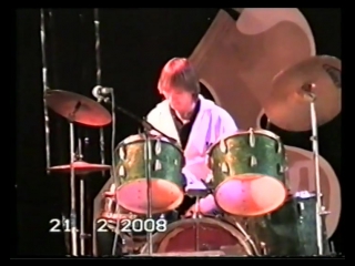 Моя попытка имитировать технику и стиль Кита Муна (Keith Moon), или презентация моей игры на ударных!