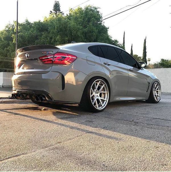 Бодрый #BMW X6M 