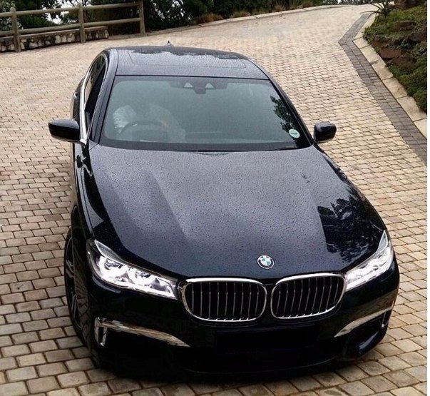#BMW M760Li G12 