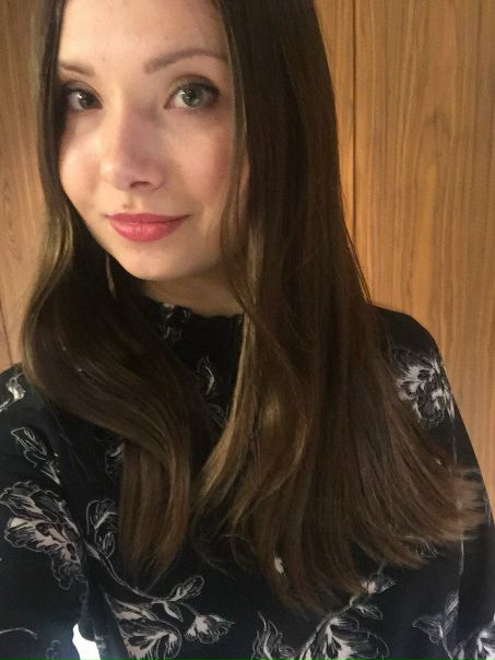 Я, порядочная, платежеспособная девушка, 23 года, ищу 1-ю квартиру на длительный срок.<br>Проживать буду с котом, породы сфинкс, кот воспитанный(кастрированный, к лотку и когтеточке приучен).<br>Квартира должны быть в шаговой доступности от метро, не более 15 минут. <br>Работаю в центре и хотелось бы тратить на дорогу не более 30-40 минут.<br>Порядок и чистоту гарантирую.<br>Тусовок в квартире не устаиваю, почти все время работаю.<br><br>Готова заселиться до Нового года, либо в праздники.<br>Цена не более 30тр(счетчики сверху).<br>Без комисси, но готова заплатить депозит.<br><br>Пишите в лс или звоните с 9 до 22 по номеру 89057646307<br> Afonina - фото Фото: Я, порядочная, платежеспособная девушка, 23 года, ищу 1-ю квартиру на длительный срок.<br>Проживать буду с котом, породы сфинкс, кот воспитанный(кастрированный, к лотку и когтеточке приучен).<br>Квартира должны быть в шаговой доступности от метро, не более 15 минут. <br>Работаю в центре и хотелось бы тратить на дорогу не более 30-40 минут.<br>Порядок и чистоту гарантирую.<br>Тусовок в квартире не устаиваю, почти все время работаю.<br><br>Готова заселиться до Нового года, либо в праздники.<br>Цена не более 30тр(счетчики сверху).<br>Без комисси, но готова заплатить депозит.<br><br>Пишите в лс или звоните с 9 до 22 по номеру 89057646307<br> Afonina