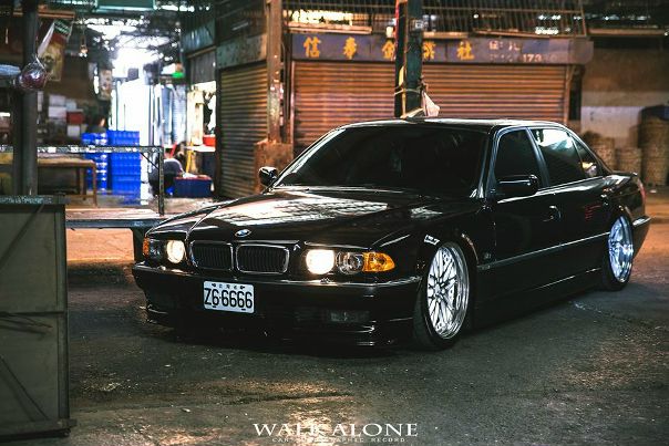 #BMW 735IL on air  .