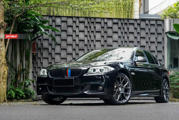 #BMW 5-Series на дисках Vossen VFS-6