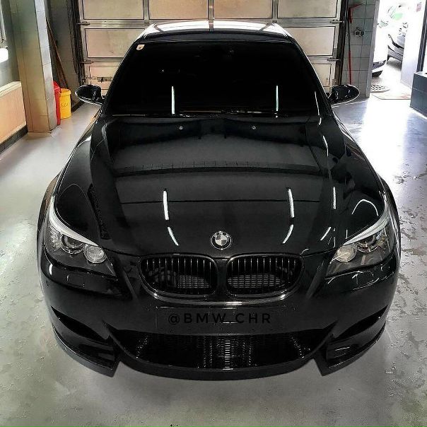 #BMW M5 E60 V10