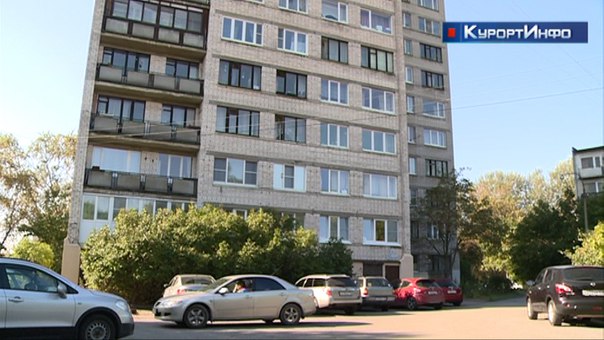 Аферисты выманивают деньги у граждан, представляясь сотрудниками полиции жители Курортного района. В последнее время участились случаи мошенничества под предлогом задержания родственников сотрудниками правоохранительных органов. Просим вас не реагировать на действия мошенников и не передавать денежные средства! О подобных случаях просим сообщать в полицию по телефону 4370202. <br>ОМВД России по Курортному району Санкт-Петербурга - фото Фото: Аферисты выманивают деньги у граждан, представляясь сотрудниками полиции жители Курортного района. В последнее время участились случаи мошенничества под предлогом задержания родственников сотрудниками правоохранительных органов. Просим вас не реагировать на действия мошенников и не передавать денежные средства! О подобных случаях просим сообщать в полицию по телефону 4370202. <br>ОМВД России по Курортному району Санкт-Петербурга