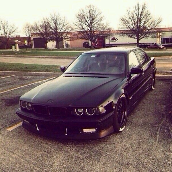 Еще в детстве я полюбил #BMW. 