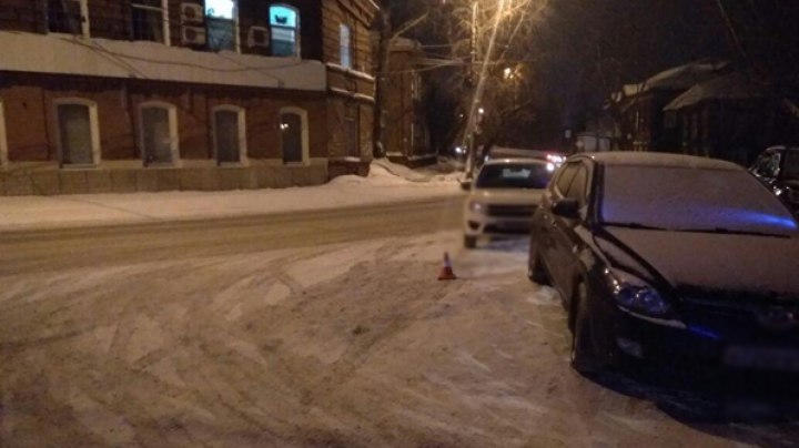 Двух пенсионерок, перебегавших дорогу вне перехода, сбили в Томске Двух пенсионерок, перебегавших дорогу вне перехода, сбили в Томске