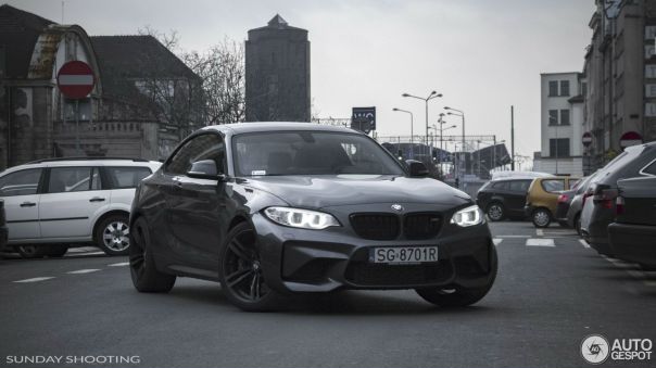 #BMW M2