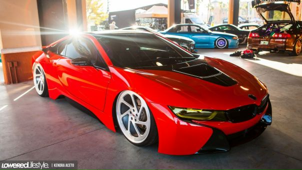 #BMW i8