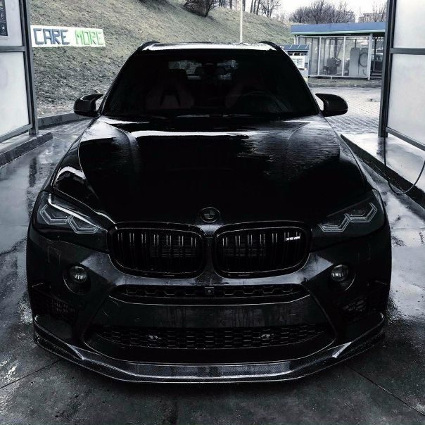 У любви нет религии, у Бога нет нации, у меня все еще нет #BMW.