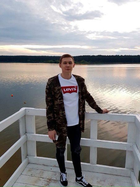 Фото: сниму комнату/квартиру<br>в пределах Cадового до 25 тыс( не бабушкин ремонт)<br>от метро 5-7 мин<br>все предложения в лс <br>без в/п, 25 лет! Своевременная оплата  и чистота %<br> Медведев