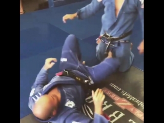 half guard with knee shield