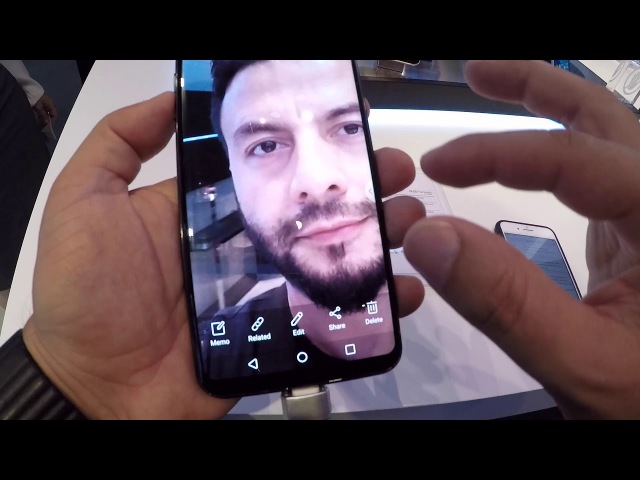 LG V30 İLE KARŞILAŞTIK, AŞIK OLDUK!