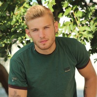 Артур Лавров